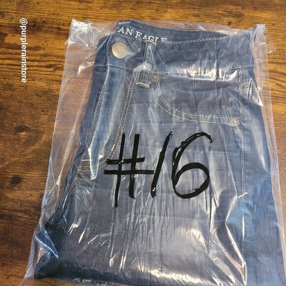 American Eagle Cut Off Shorts Size 4 Mid Rise Dark Wash Super Stretch Denim - Picture 11 of 11